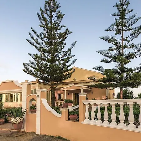 Отель Erofili 3*