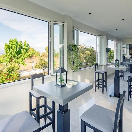 埃罗菲里酒店 卡沃斯