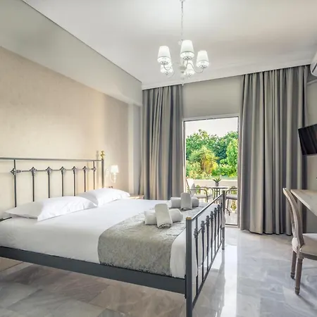Hotell Erofili 3*