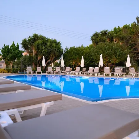 Erofili Hotell 3*